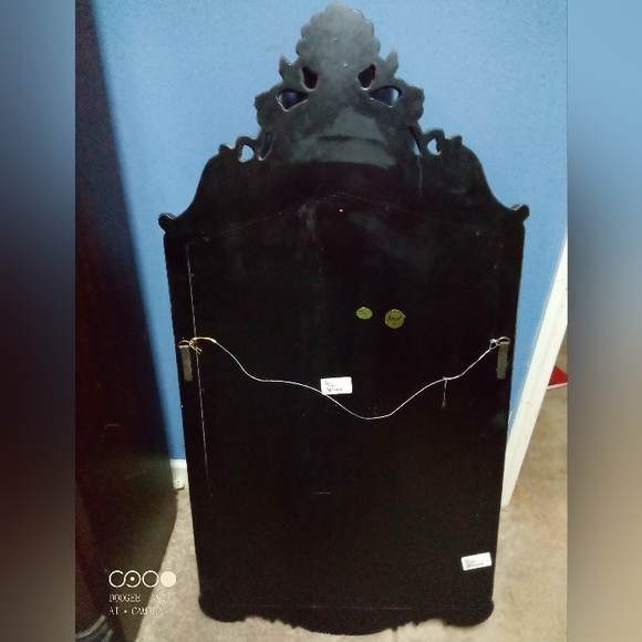 Gilded Diamond Hanging Mirror - Picture 3 of 5